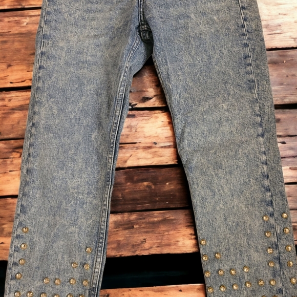 Jeans - Picture 3 of 3